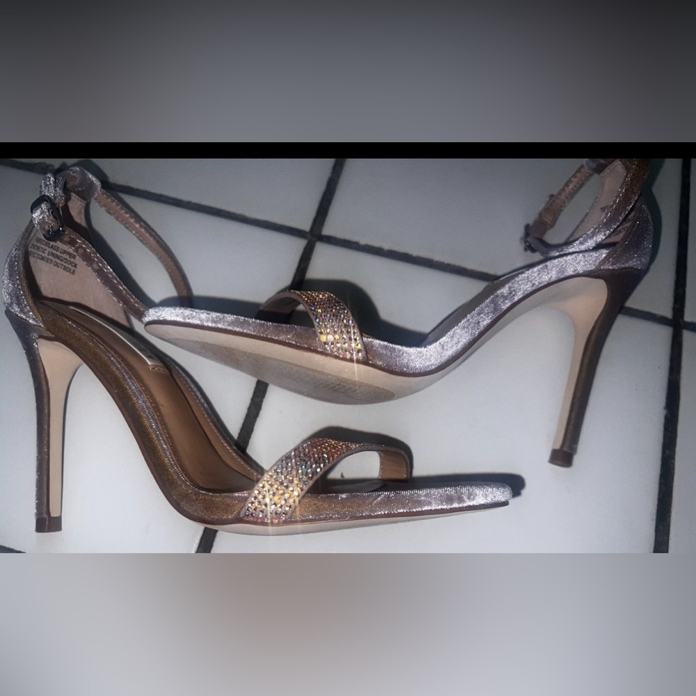 New Steve Madden Women Heels Size 7 M